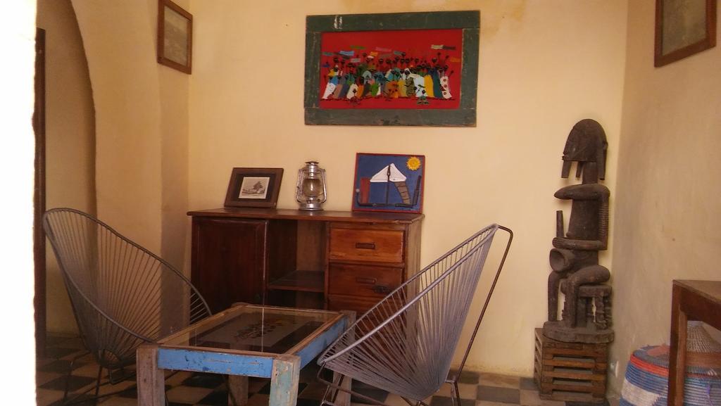 Maison Augustin Ly Gorée Eksteriør billede