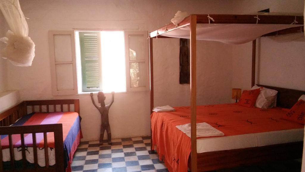 Maison Augustin Ly Gorée Eksteriør billede